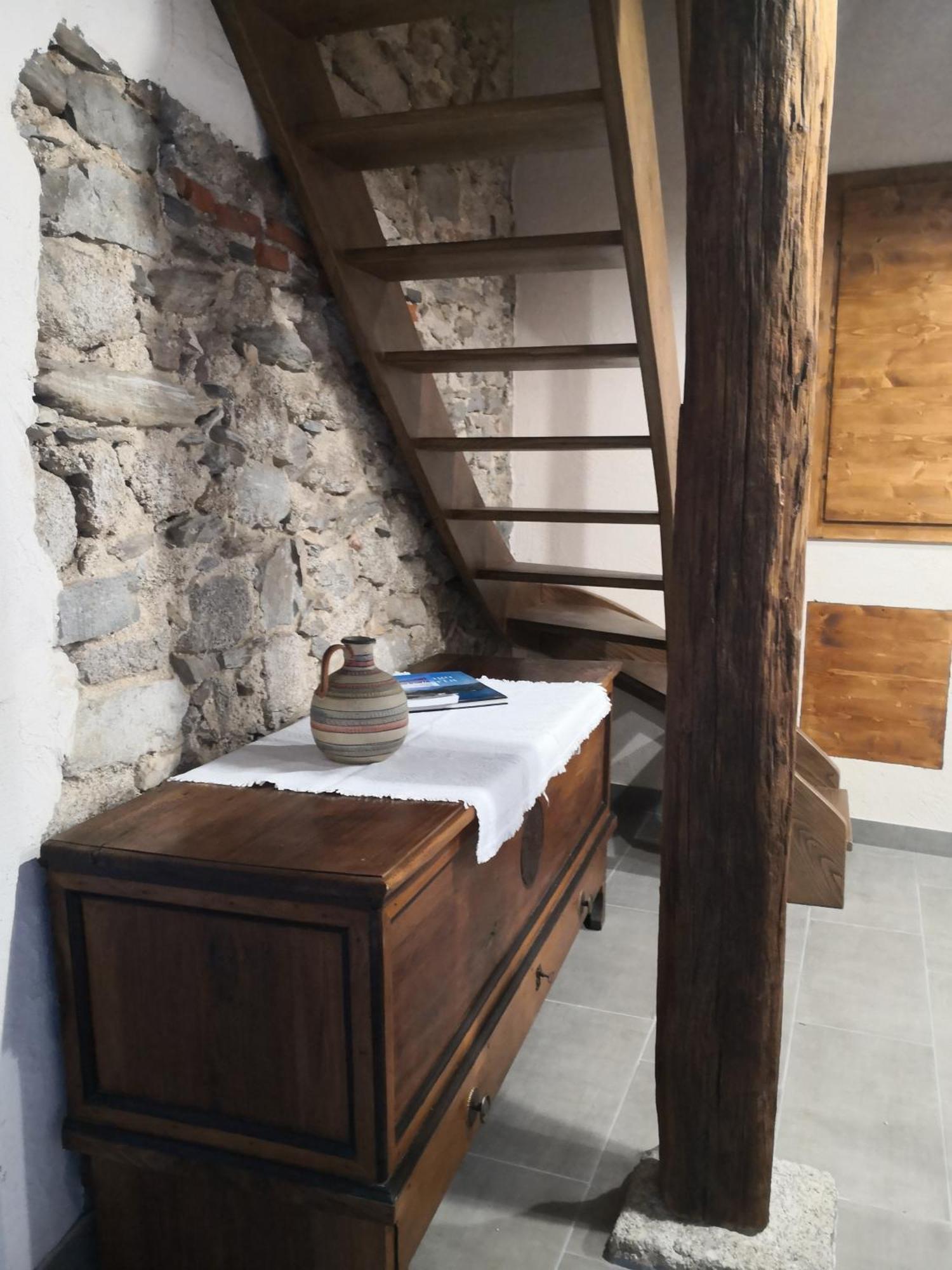 Da Tinti Apartment Madonna Del Sasso Room photo
